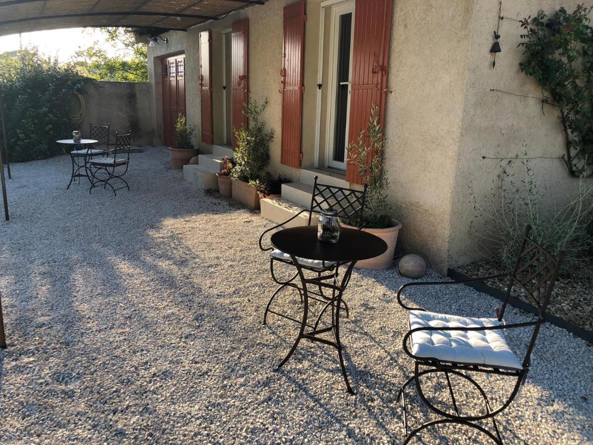 La Figue Noire Bed & Breakfast Caromb Exterior photo